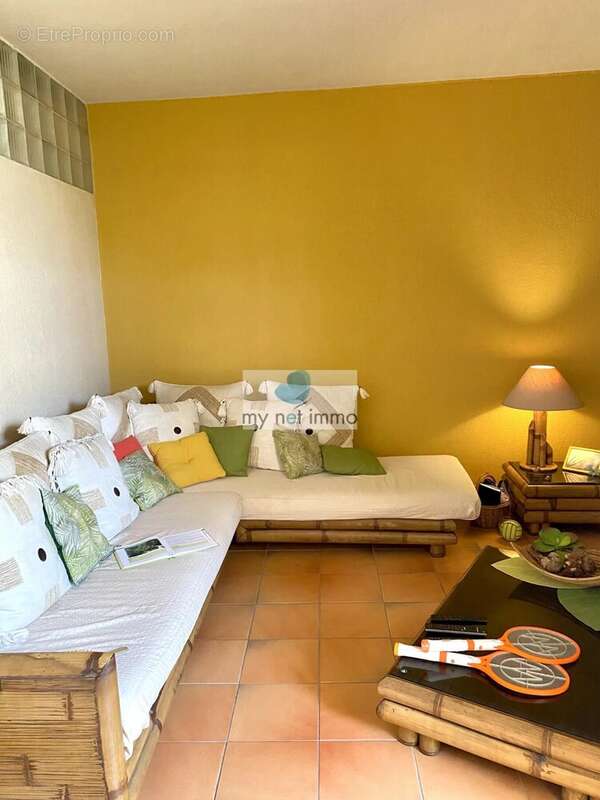 Appartement à POINTE-A-PITRE