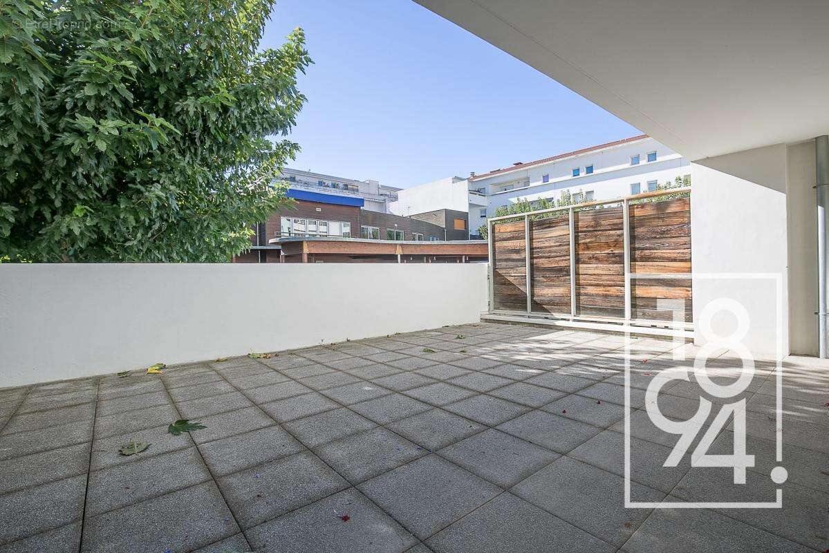 Appartement à MARSEILLE-8E