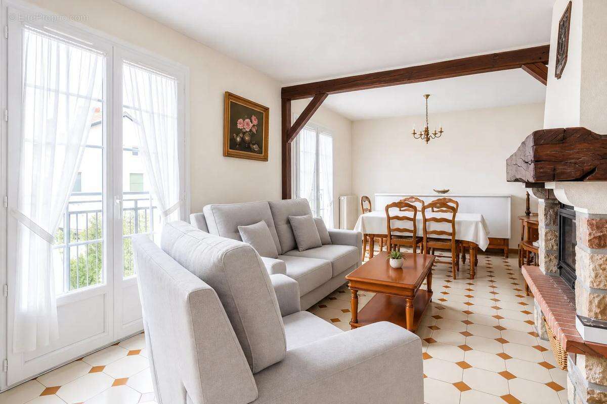 Maison à NOUAN-LE-FUZELIER