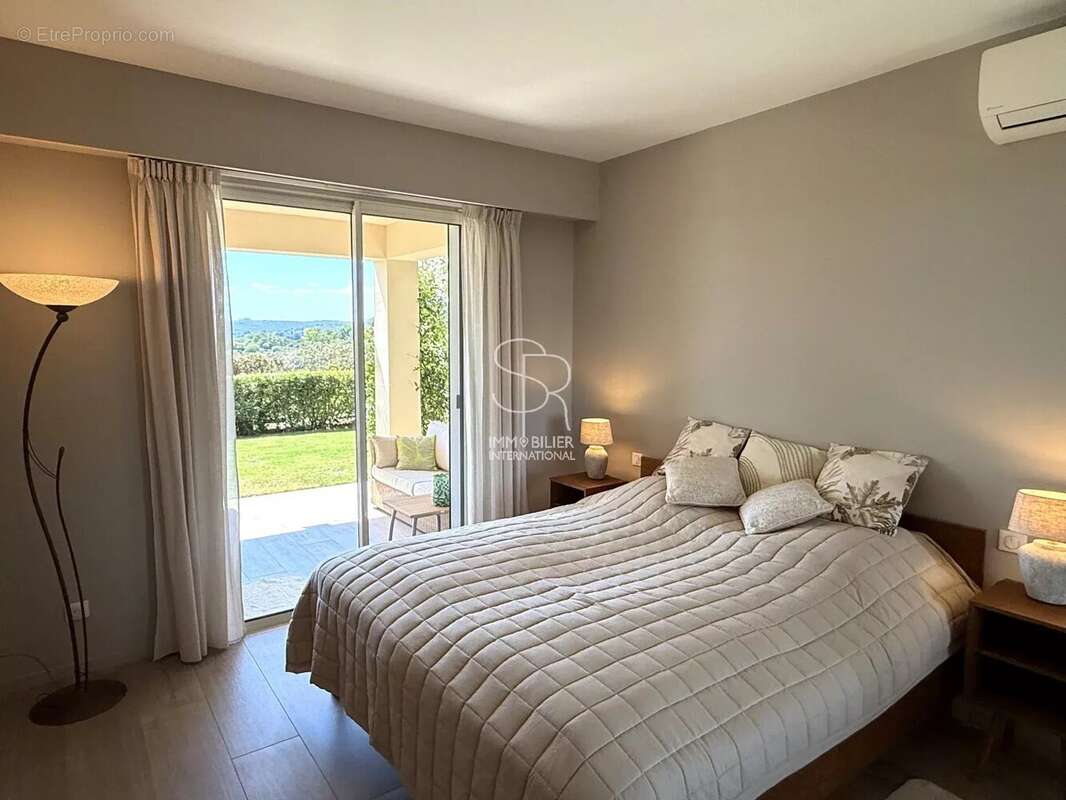 Maison à VILLENEUVE-LOUBET