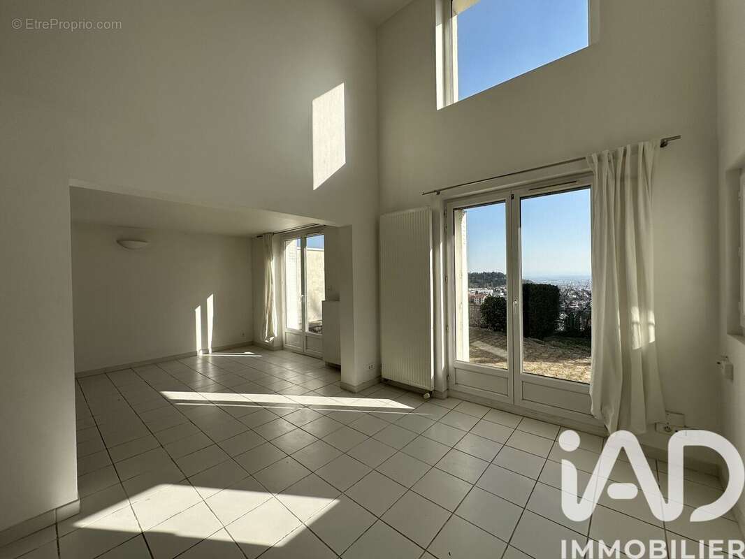 Photo 3 - Maison à CHAMALIERES