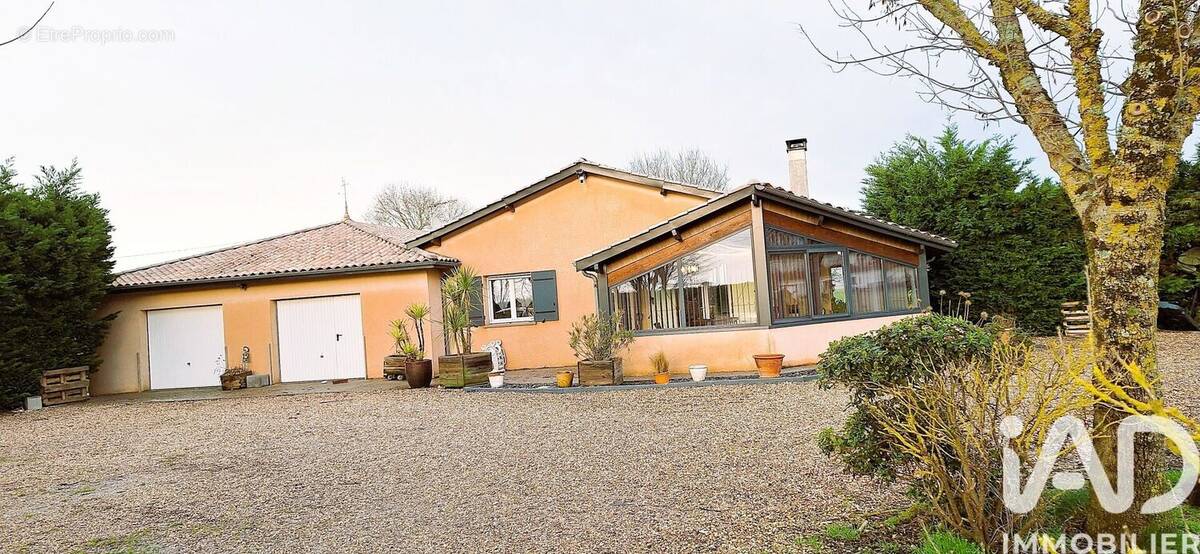 Photo 1 - Maison à SAINT-CIERS-SUR-GIRONDE