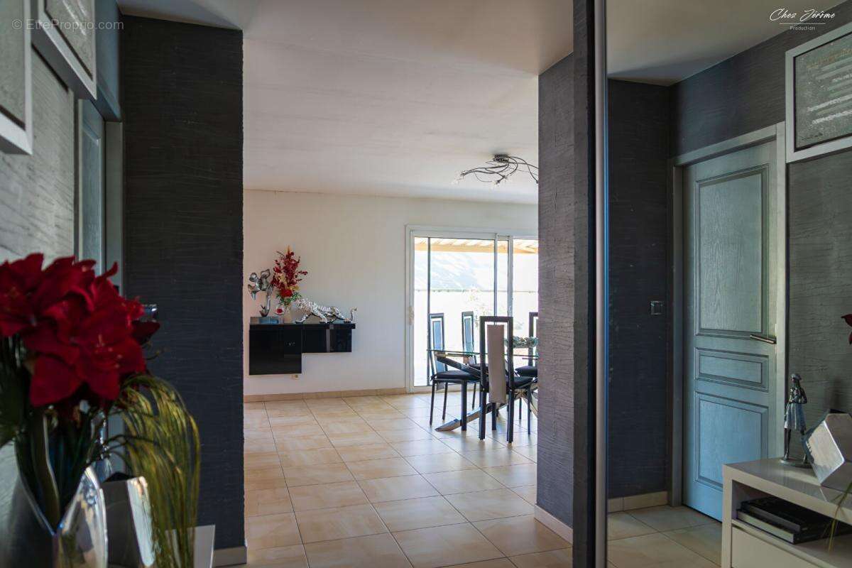 Maison à NOTRE-DAME-D'OE