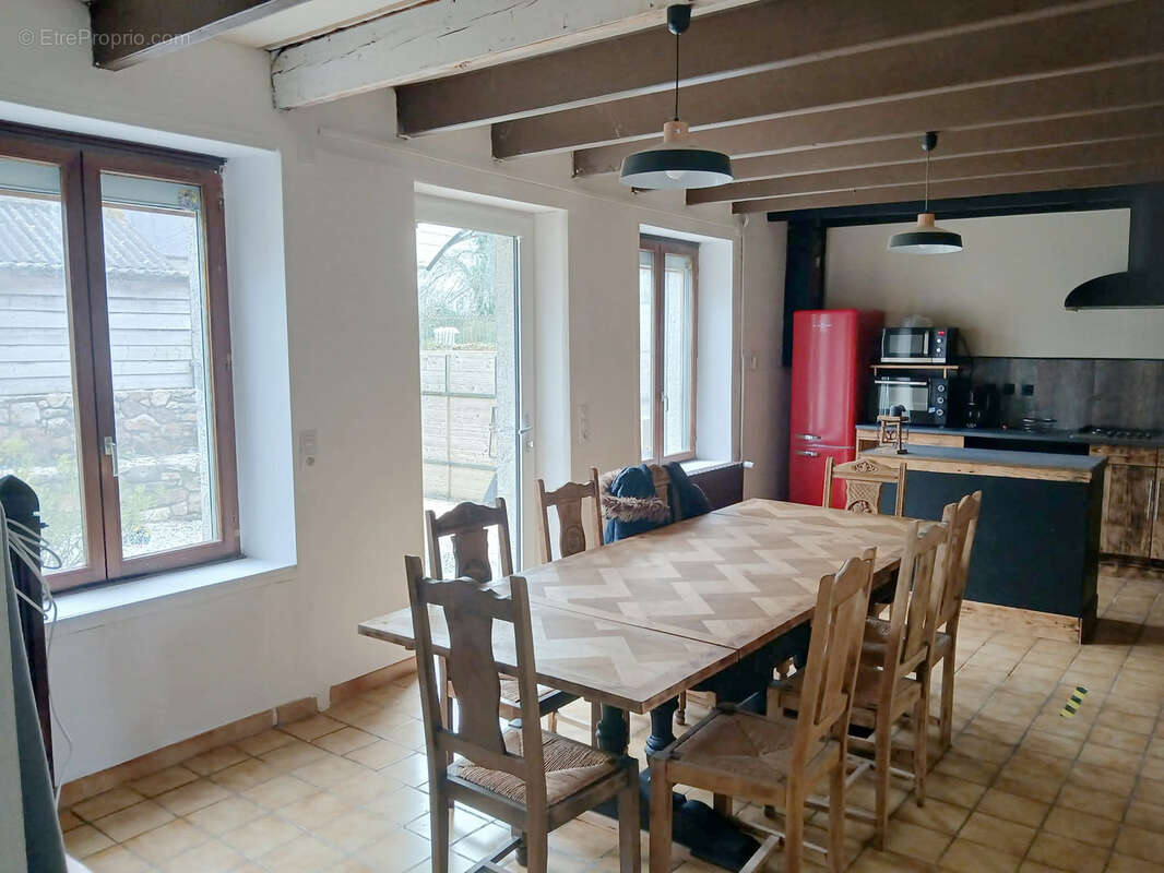 Maison à SAINT-ADRIEN