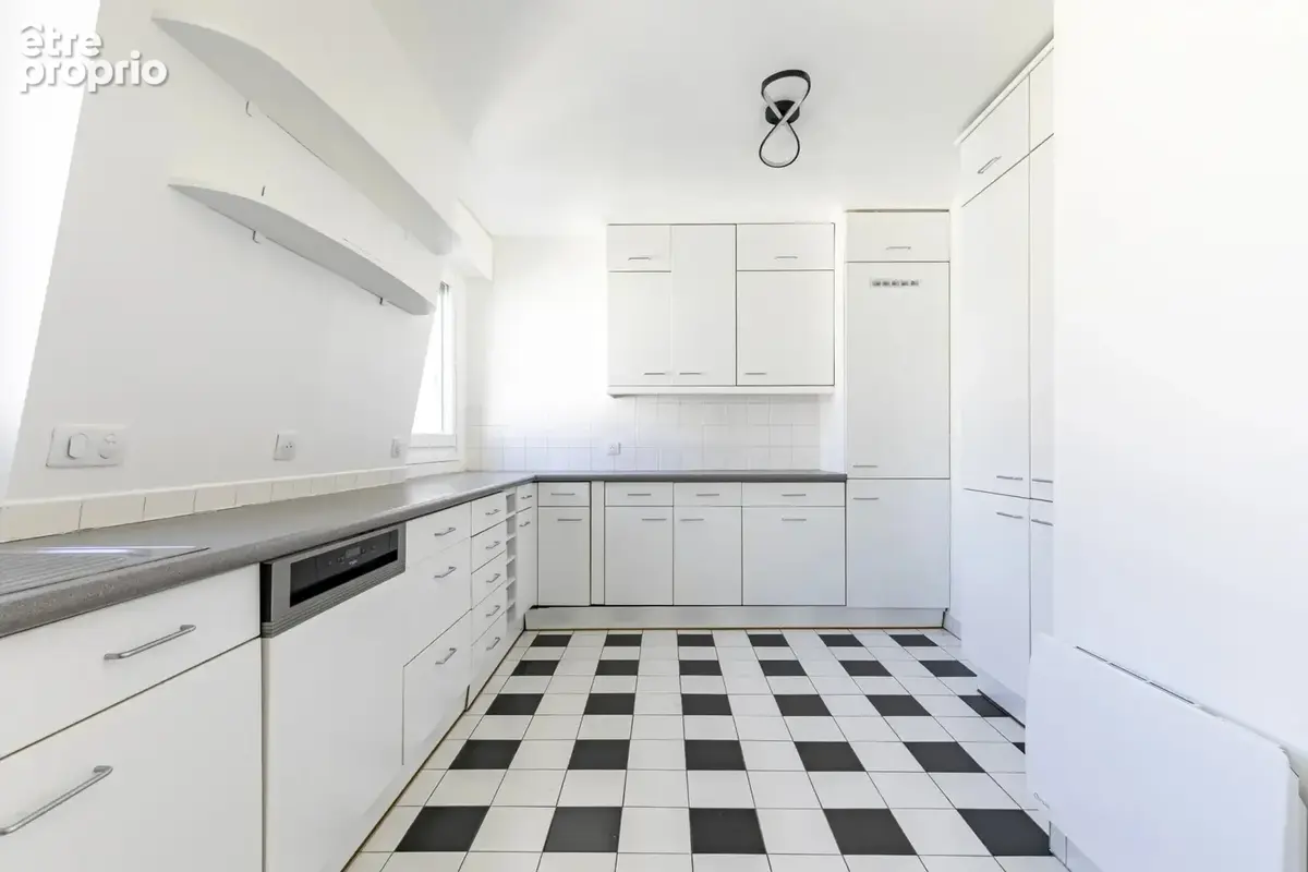Sceaux coeur de ville  -duplex en dernier etage - photo 9