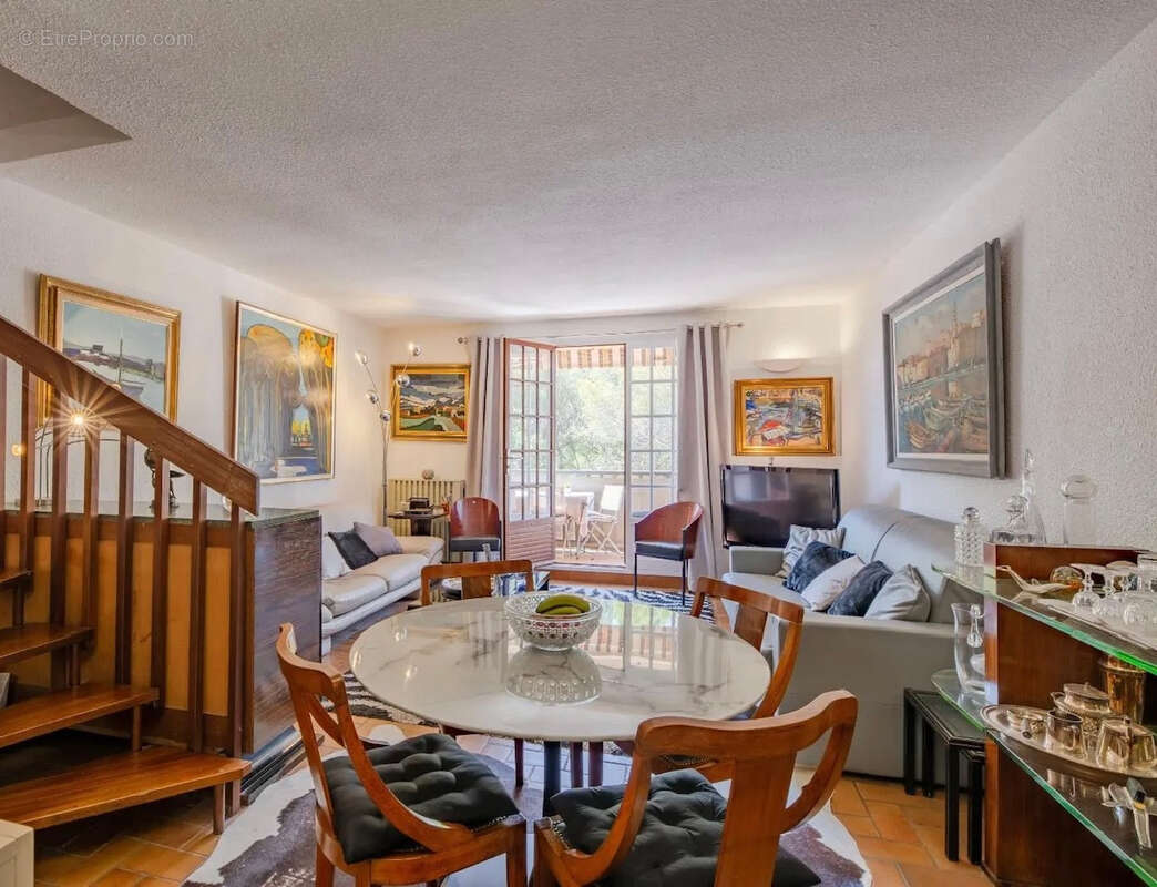 Appartement à SAINT-RAPHAEL
