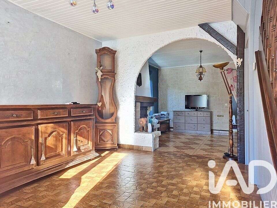 Photo 2 - Maison à CHARLEVILLE-MEZIERES