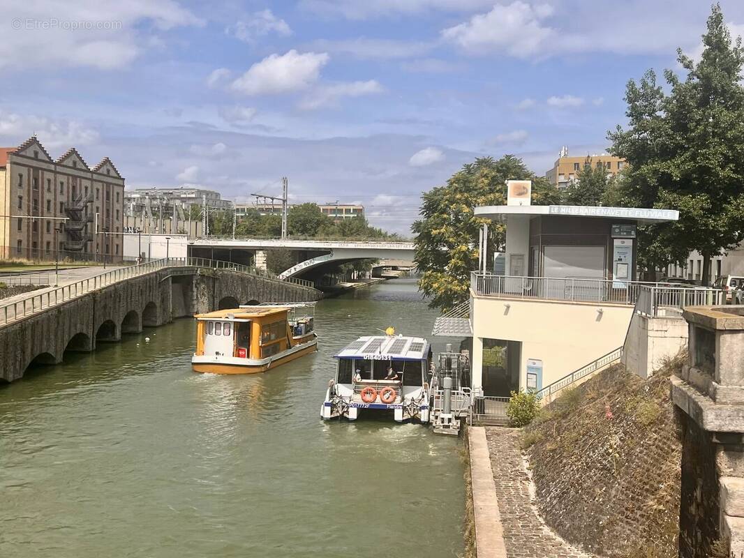 Appartement à PARIS-19E