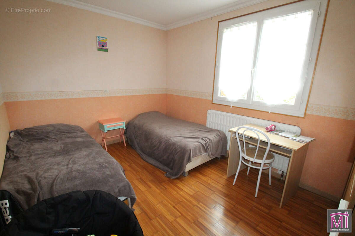 Maison à NANTEUIL-LE-HAUDOUIN