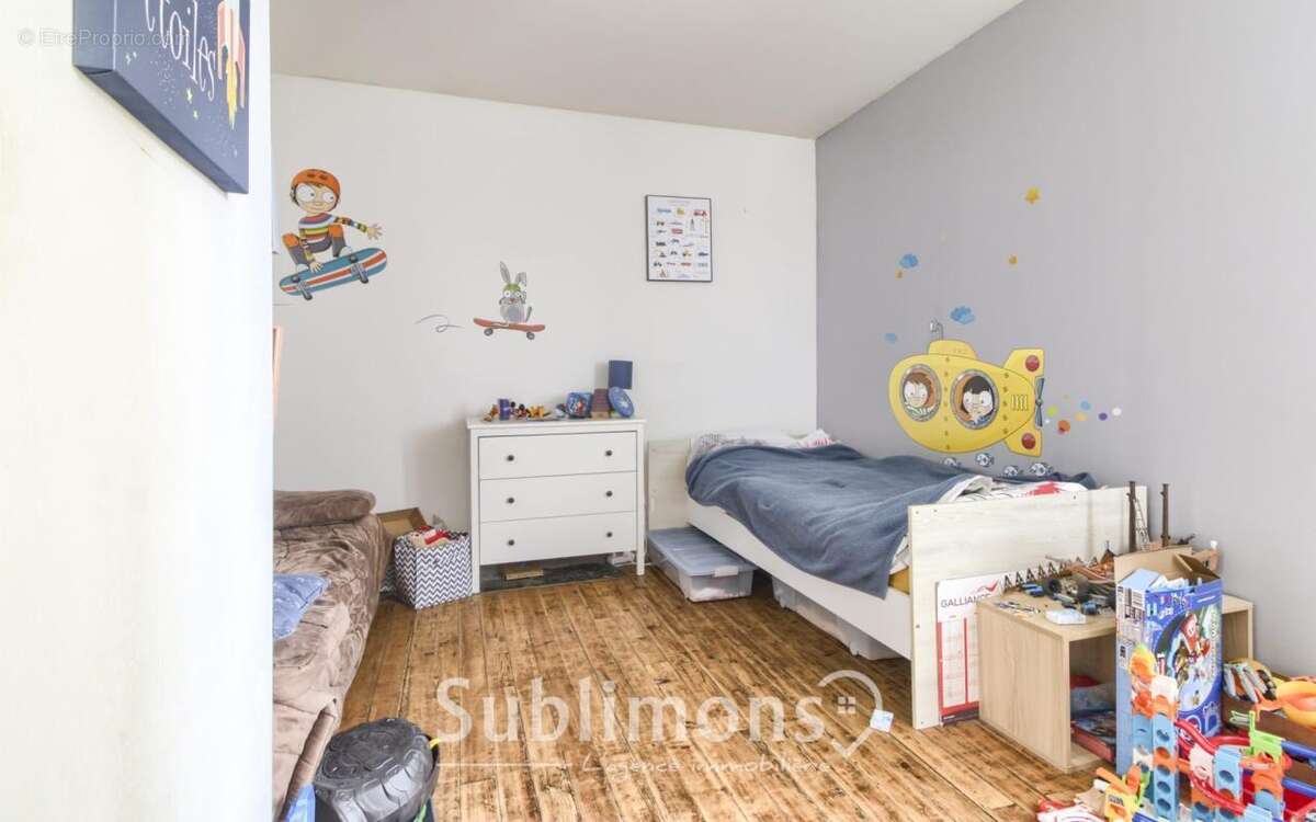 Maison à LE LANDREAU