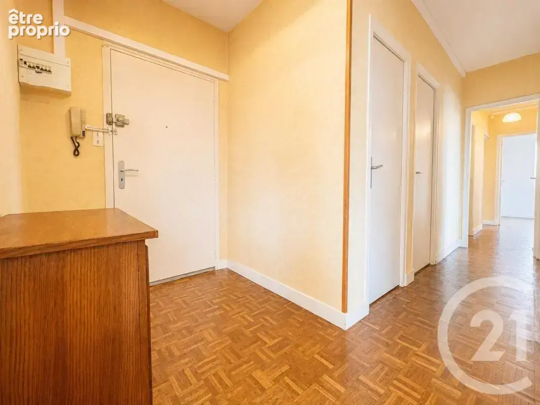 Appartement 4 pièces 75 m² à vendre à Limoges (87100) - photo 9