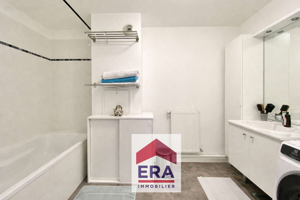 Appartement à SARTROUVILLE