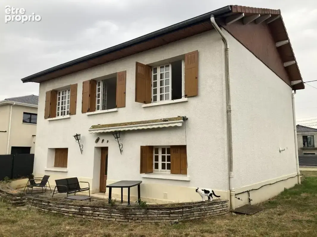 Maison à JONAGE