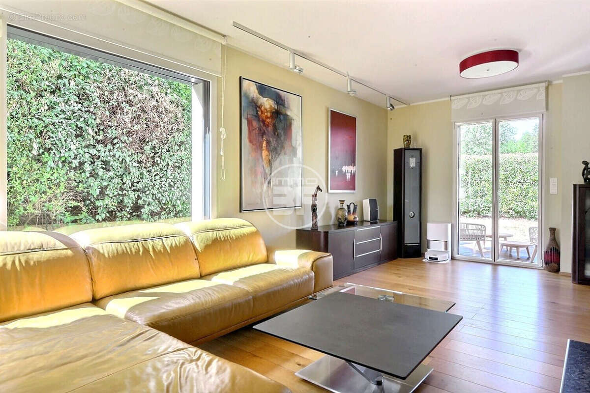 Maison 199 m² à Hegenheim  - photo 5