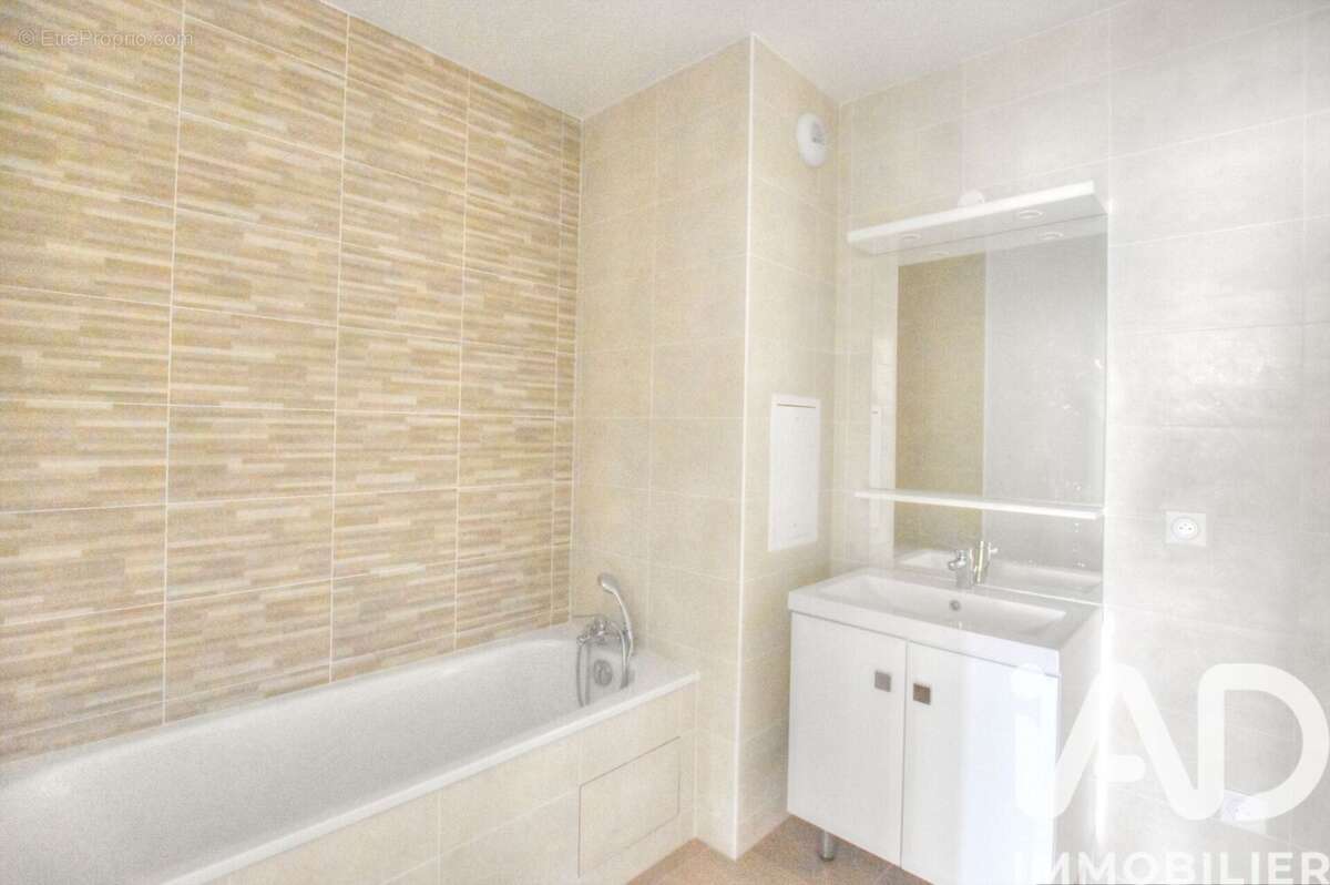 Photo 6 - Appartement à MENNECY