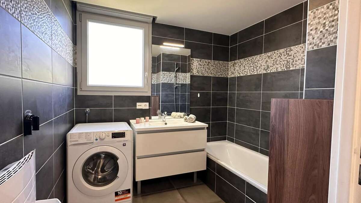 Appartement à BORMES-LES-MIMOSAS