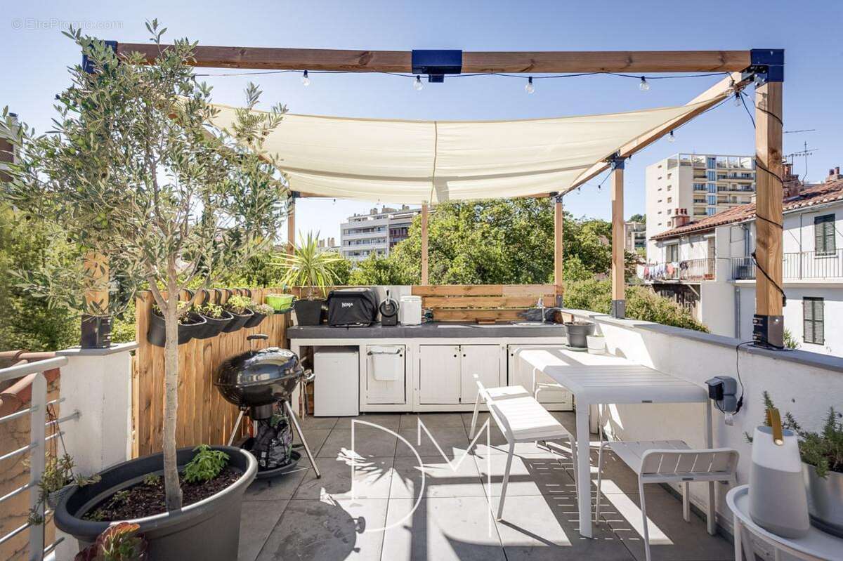 Appartement à MARSEILLE-8E