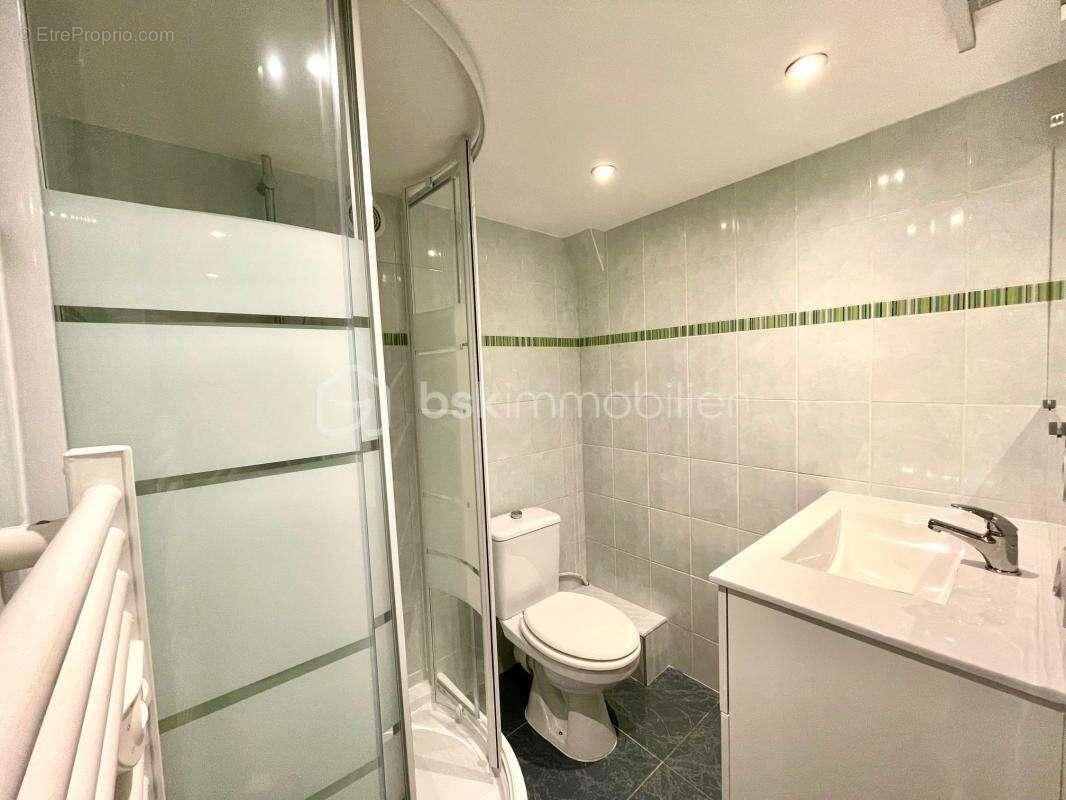 Appartement à LA VILLE-DU-BOIS