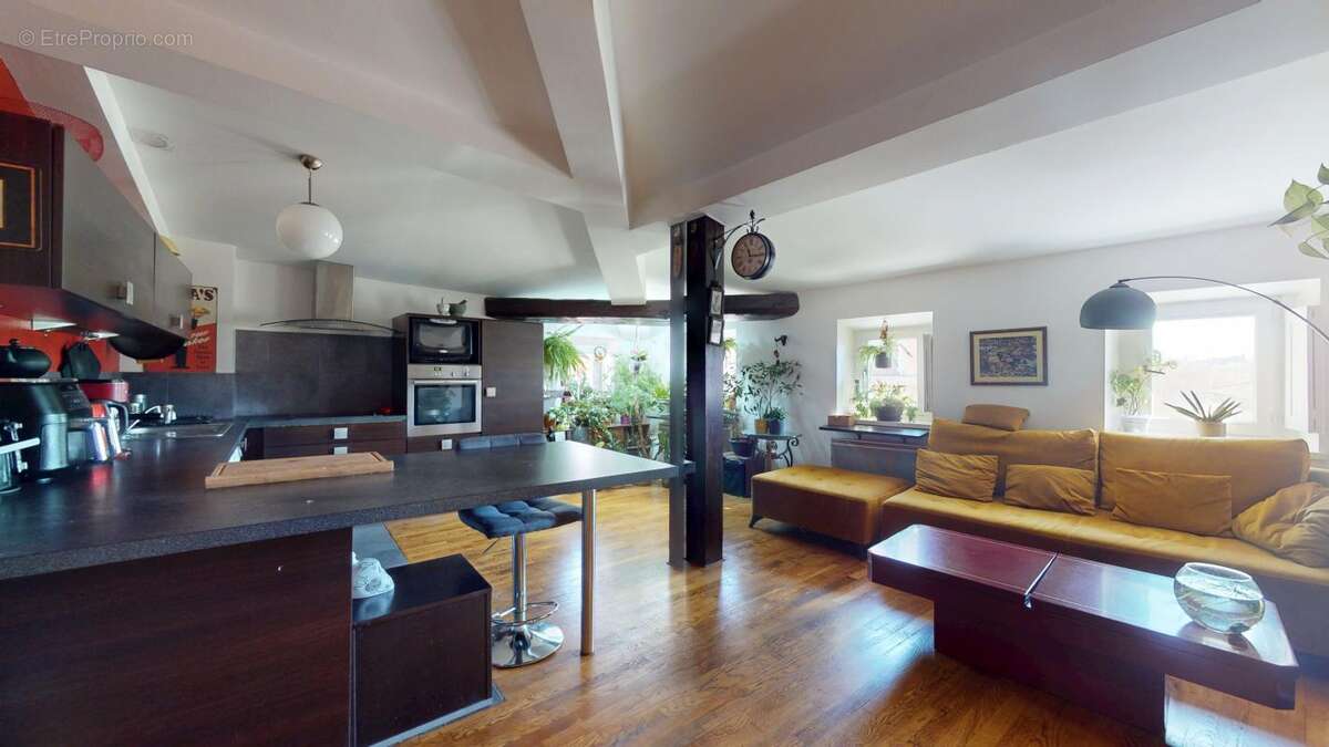 Appartement à LYON-5E