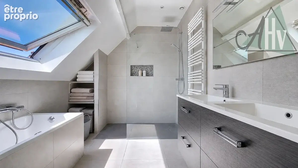Maison familiale rénovée de 130 m2, jardin, véranda et garage - photo 15