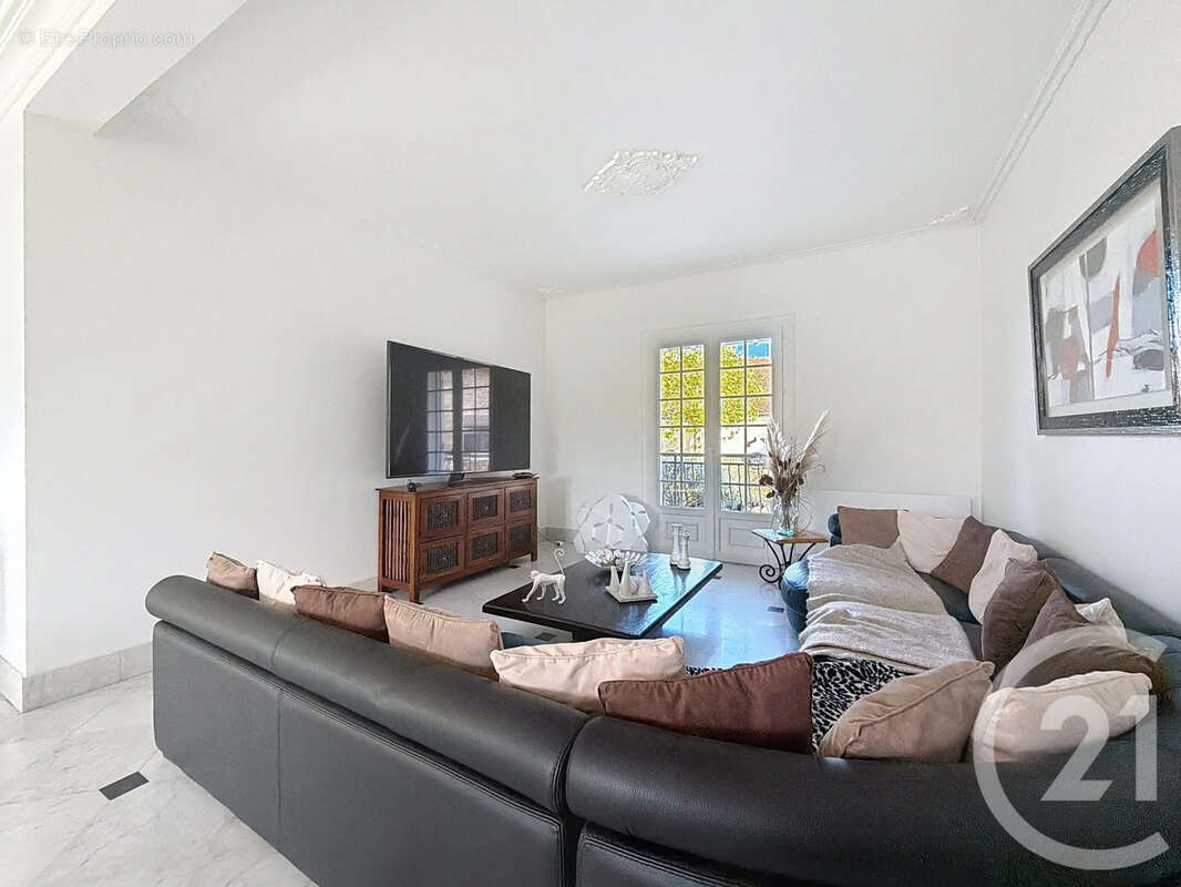 Maison 185 m² à Fralignes  - photo 8