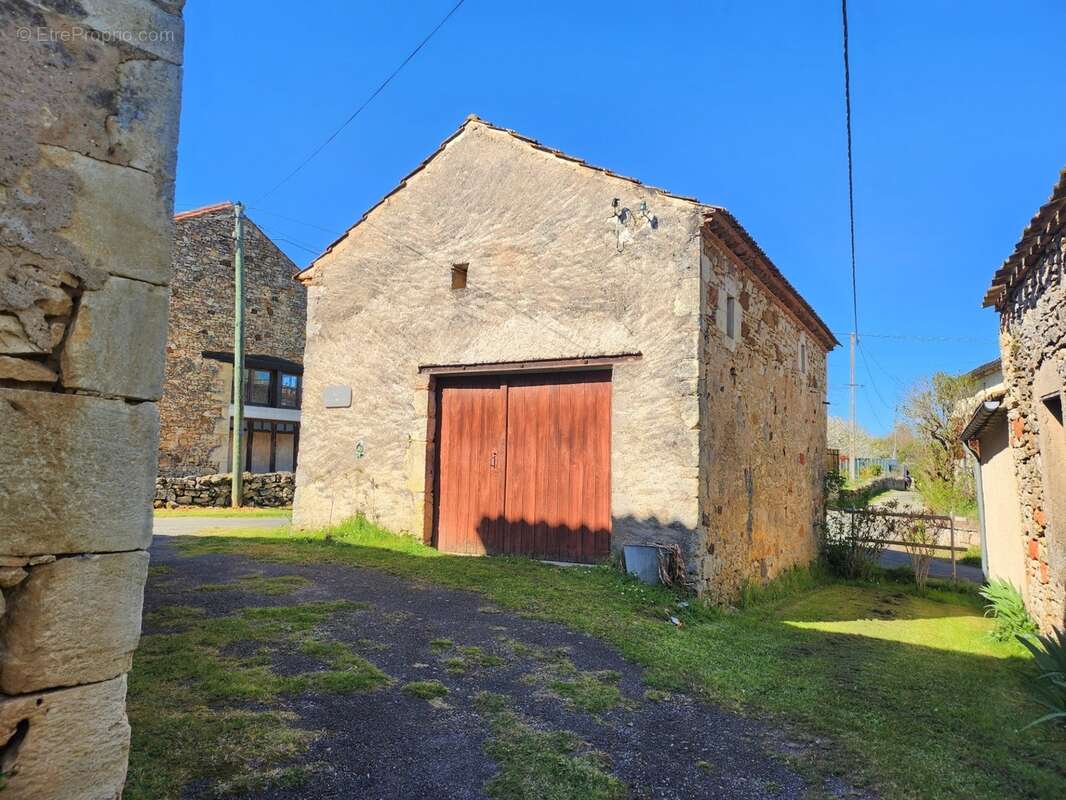Jolie Maison avec jardin - grange et garage - à vendre 4 pièces CUZORN (Lot-et-Garonne 47) - photo 19