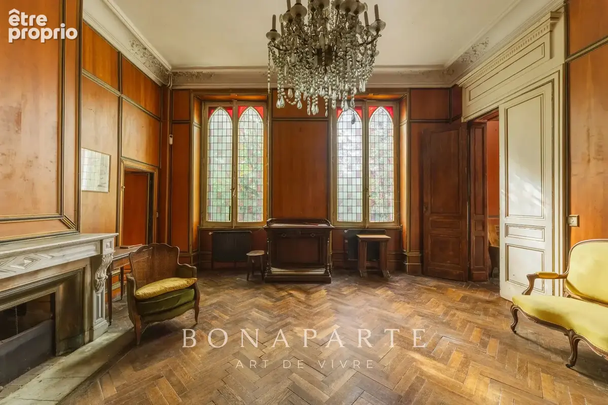 LE BOUSCAT – Magnifique demeure bourgeoise de 480 m² à réinventer, potentiel exceptionnel - photo 9