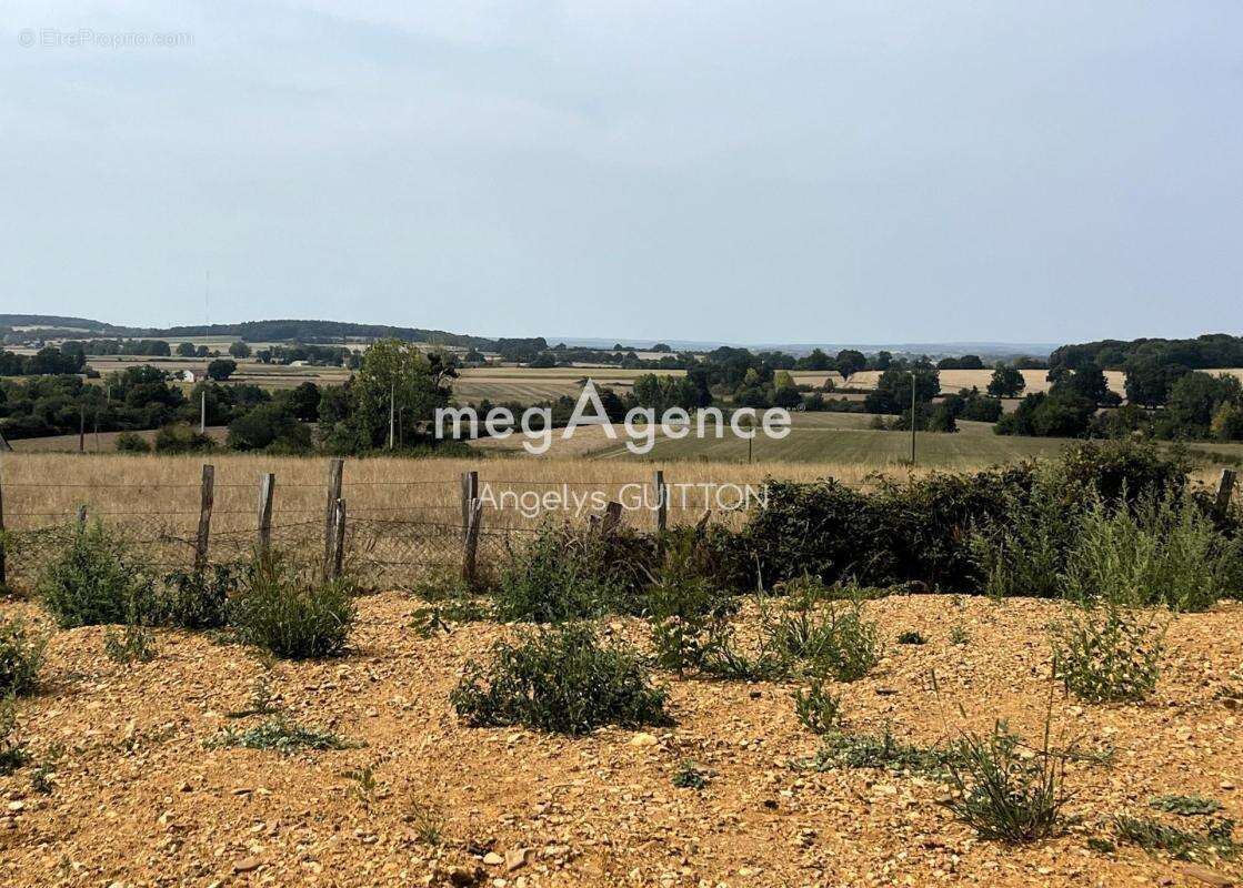 Maison à BEAUMONT-SUR-SARTHE