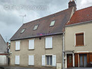 Appartement à LA CHAPELLE-EN-SERVAL