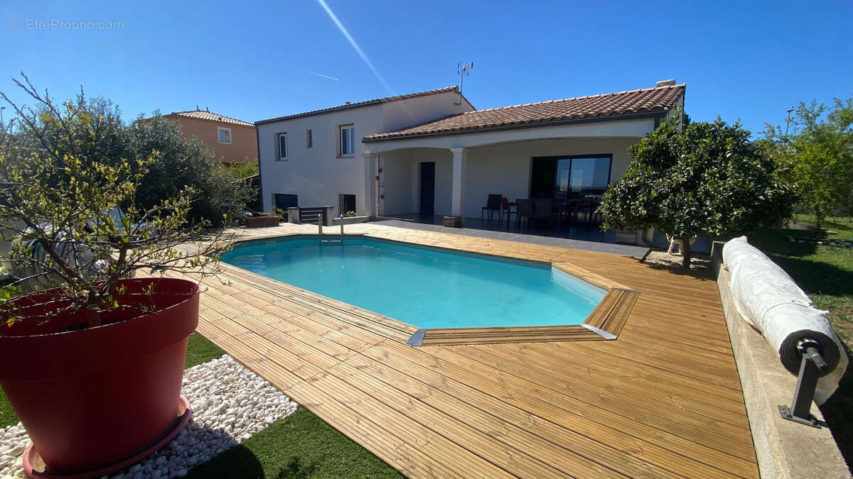 A vendre villa T5 de 158 m2 avec garage et piscine sur une parcelle de 1060 m2 à Narbonne - photo 20
