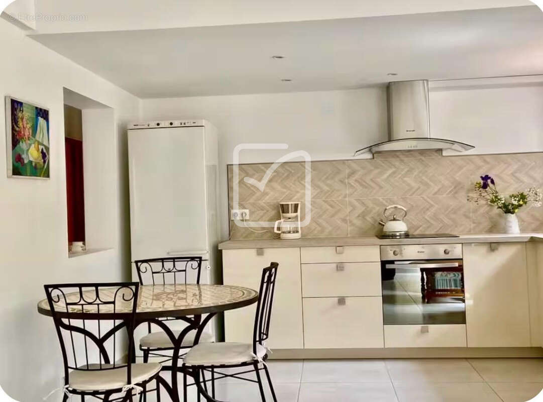 Magnifique propriété de deux appartements au calme de la nature! Vue exceptionnelle sur les montagnes! - photo 13