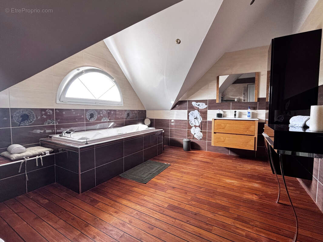 Maison à MEAUX
