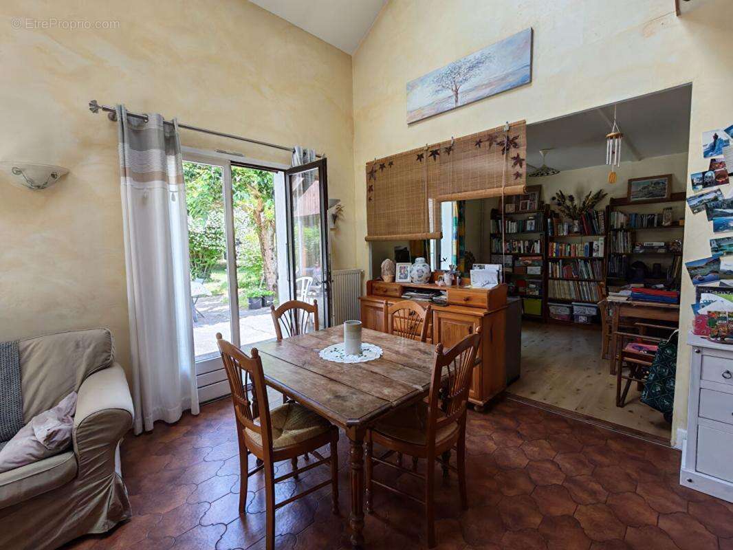 Maison Roybon 7 pièce(s) 173 m2 - photo 3