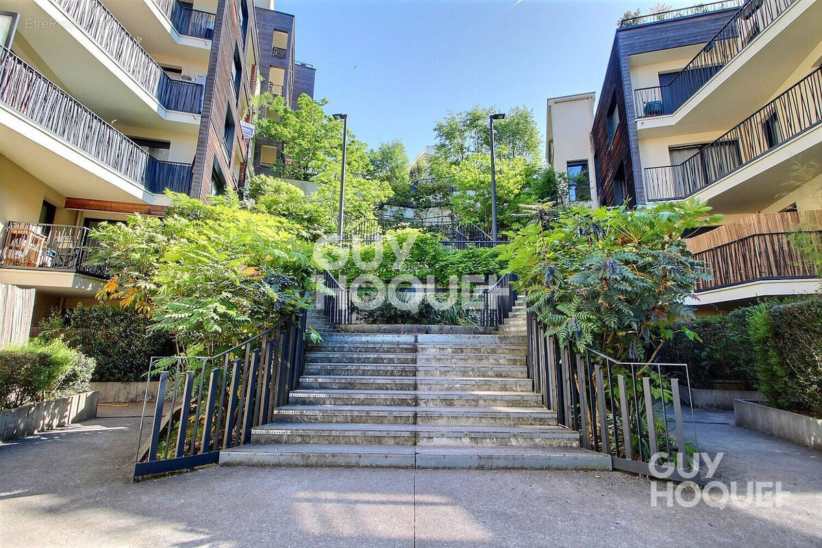 Appartement à CHAVILLE