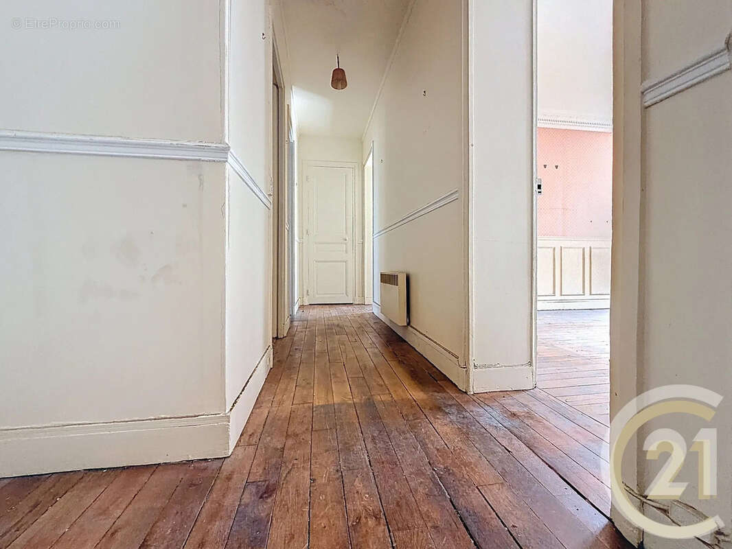 Appartement à PARIS-12E
