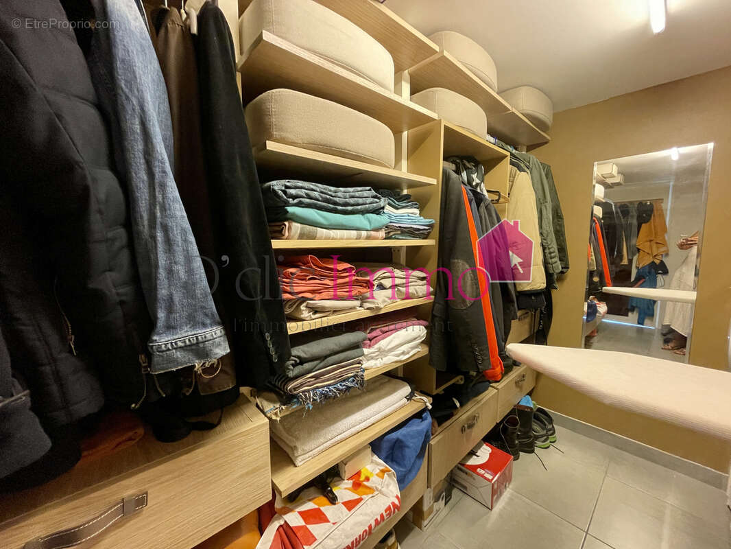 Appartement de caractère situé sur la corniche ! - photo 13