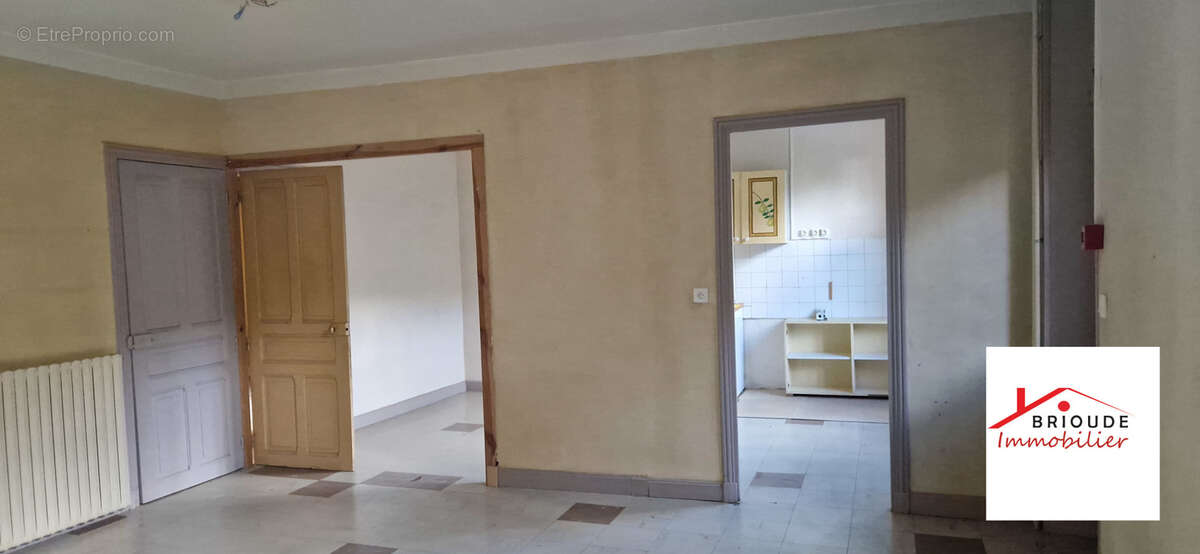 Maison à PAULHAGUET