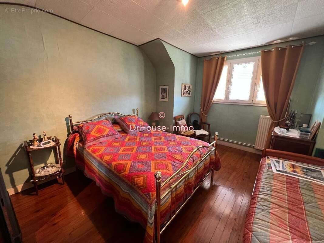 Maison à GRAINVILLE-SUR-ODON