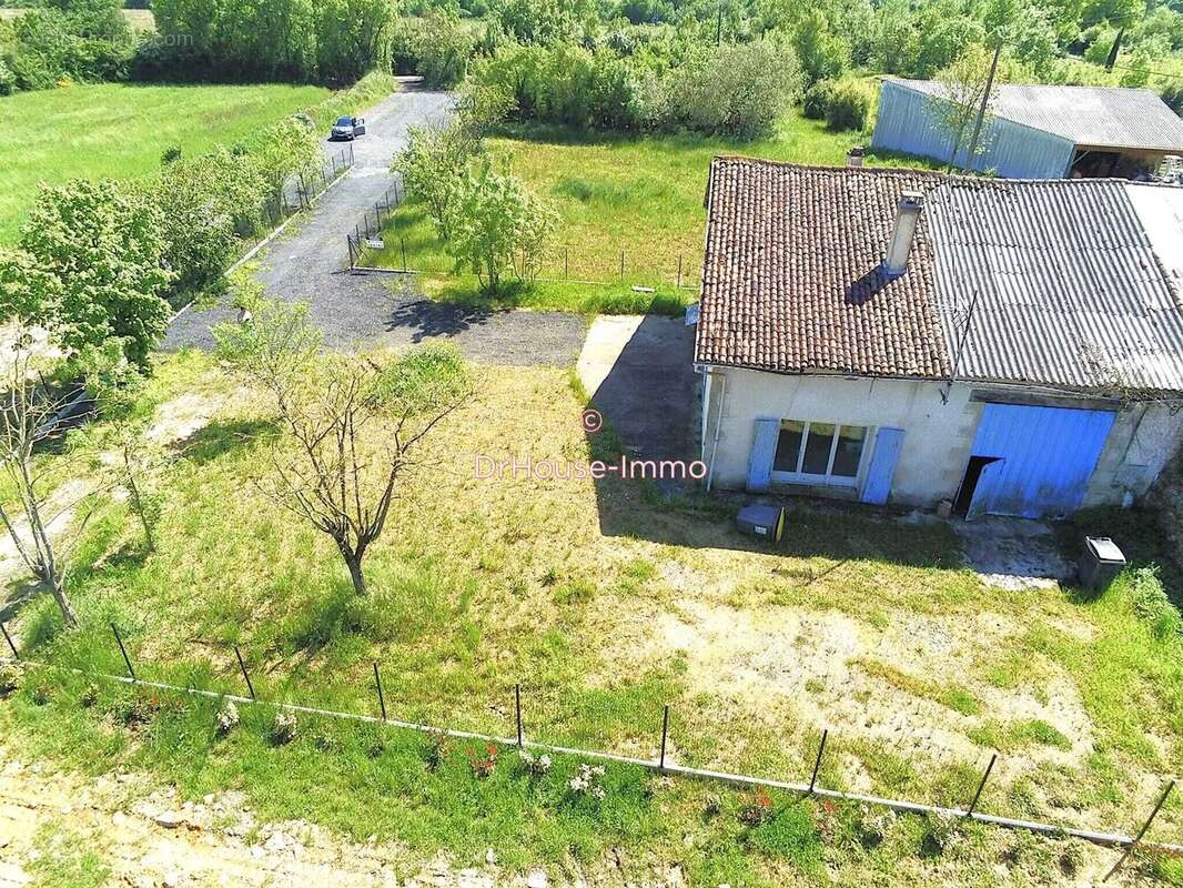 Maison 100 m² à Vouneuil-Sous-Biard  - photo 6