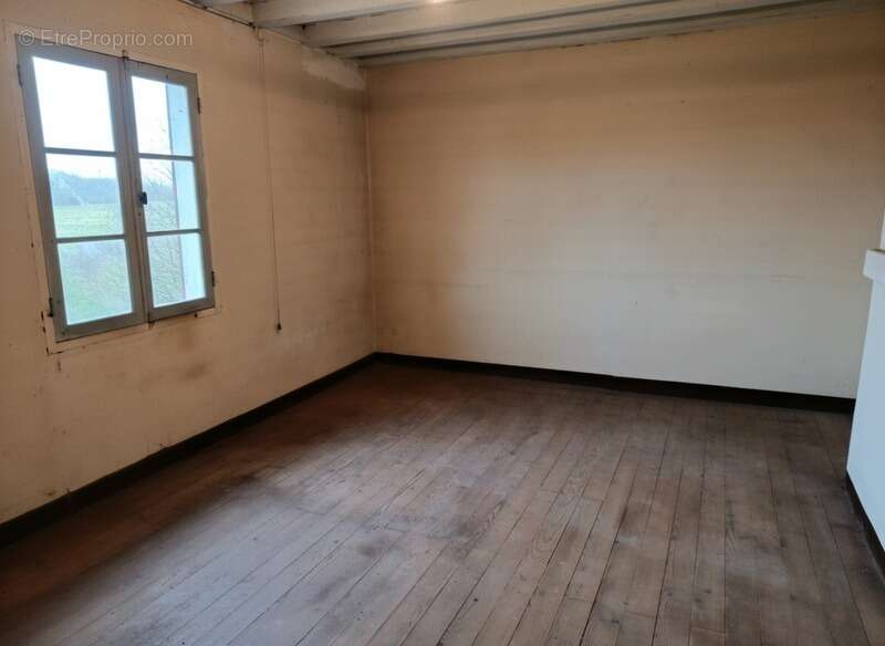 Maison à VILLENEUVE-DE-MARSAN