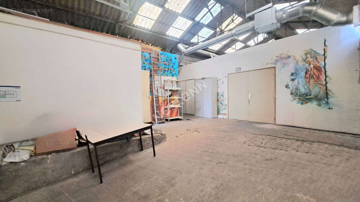 Commerce à BOUFFEMONT