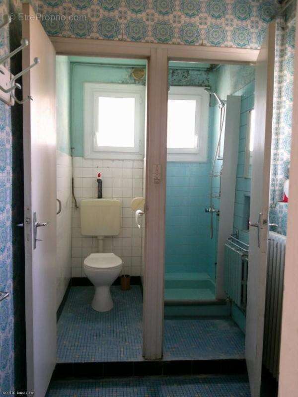 Maison De Campagne Avec Une Deuxième Maison Et D'Autres Dépendances - photo 20