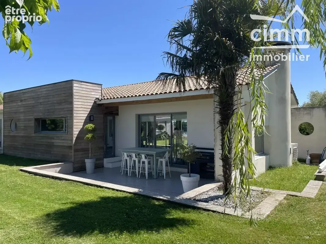 POUCHARRAMET —Villa d'architecte – 160 m² – Piscine – Parc de 3 500 m² – Vue campagne, lac et Pyrénées - photo 18
