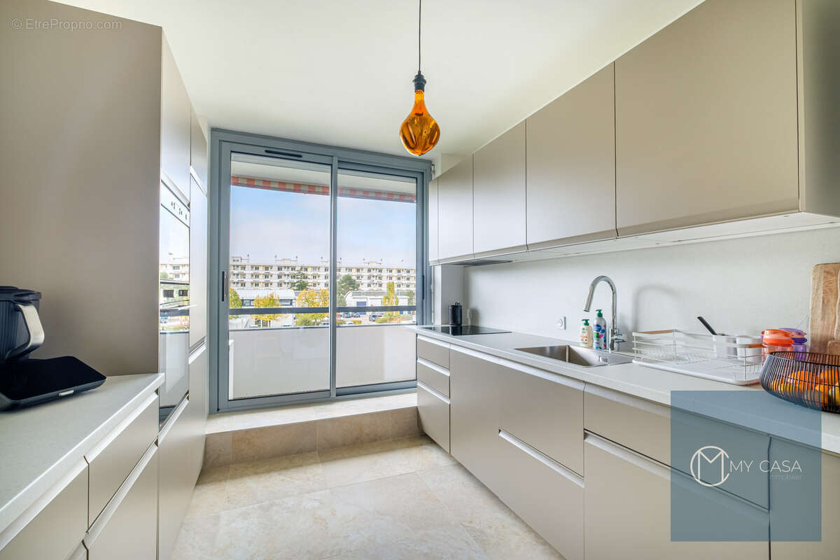 Appartement à LYON-9E