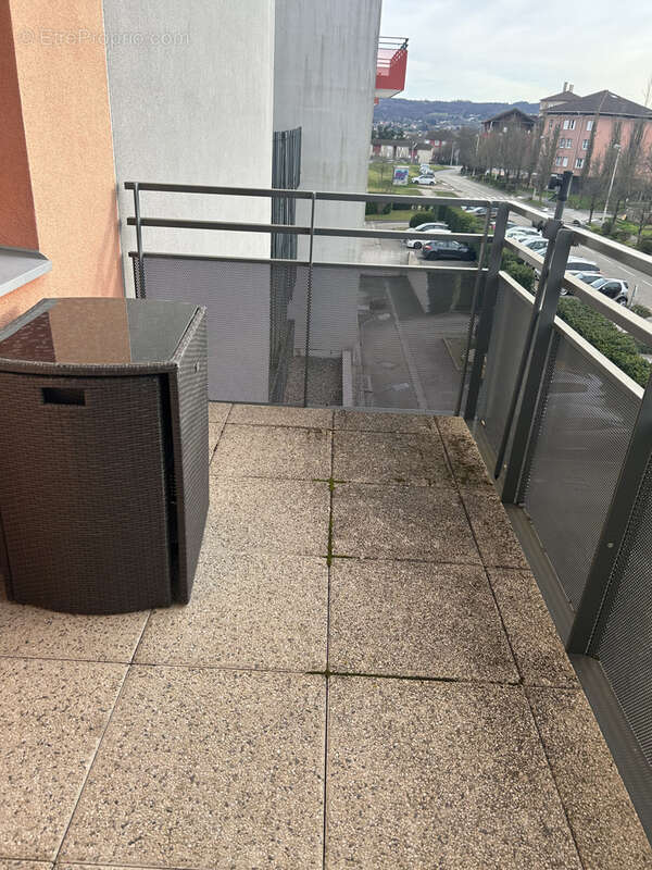 Appartement à L'ISLE-D'ABEAU