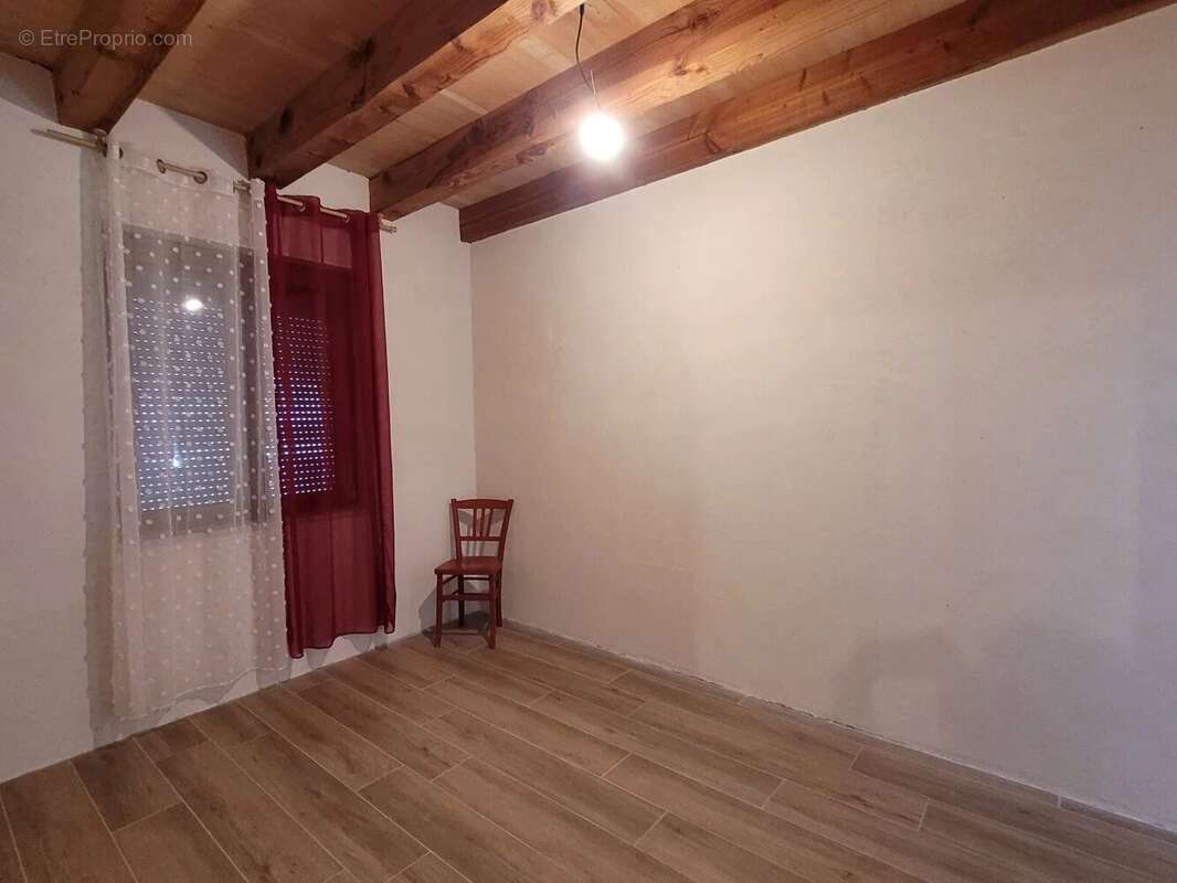 Maison à LABASTIDE-MARNHAC