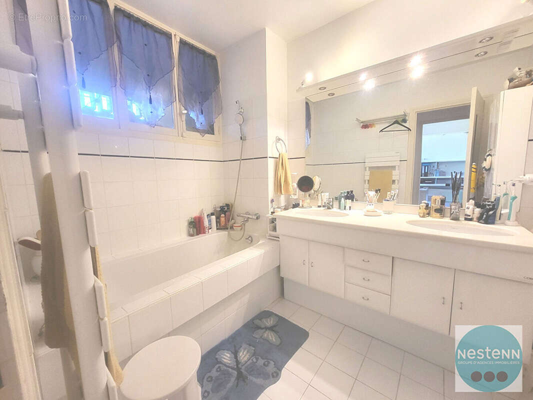 Appartement à LA CHAPELLE-SAINT-MESMIN