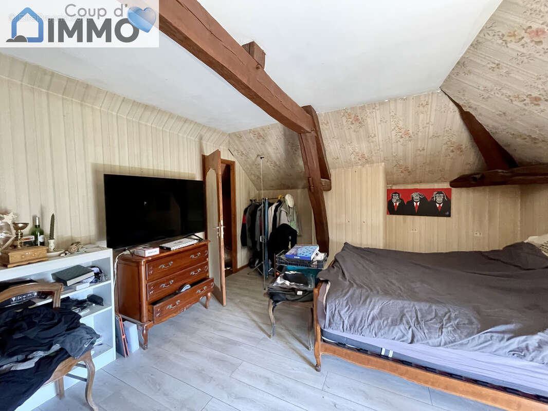 Maison 6 pièces 143 m2 + dépendances - photo 11