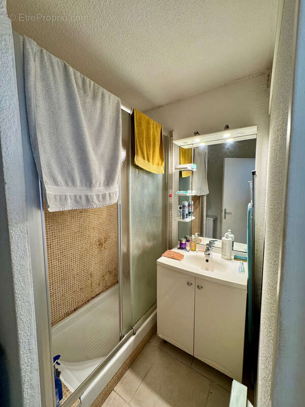 Appartement à SIX-FOURS-LES-PLAGES