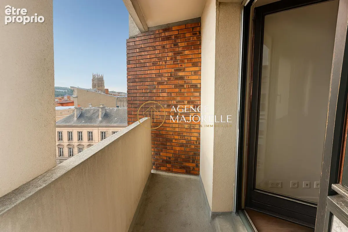 Un appartement spacieux, fonctionnel et idéalement situé ! - photo 3